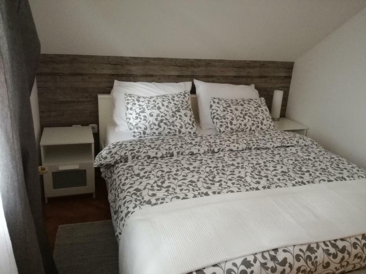 Apartman Jasmin Apartment Čatrnja Екстериор снимка